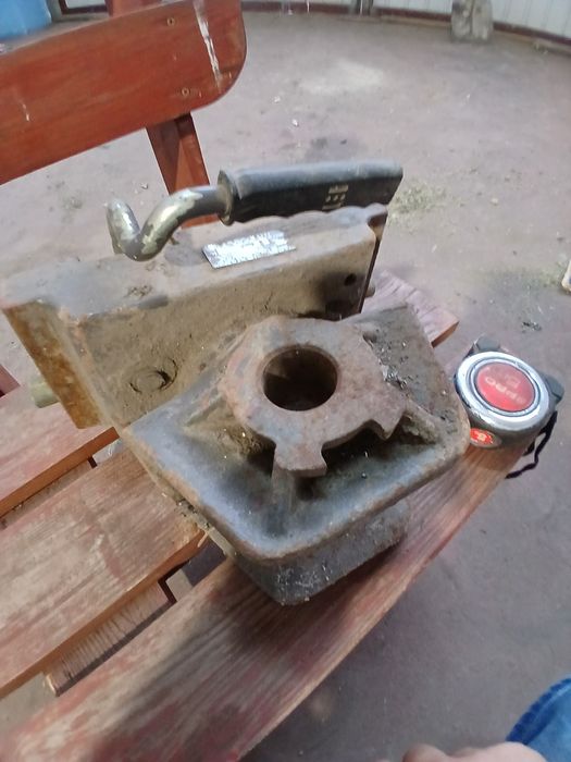 Zaczep do ciągnika automat