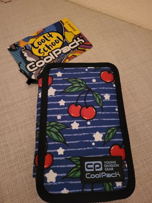 Пенал для діток.