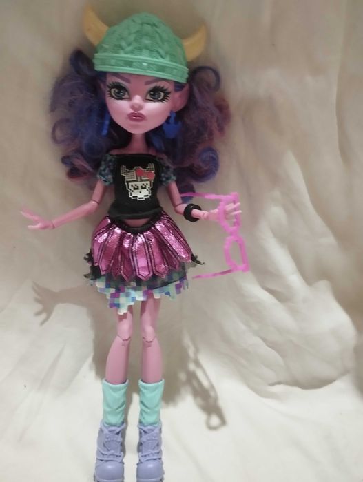 Ляльки монстер хай