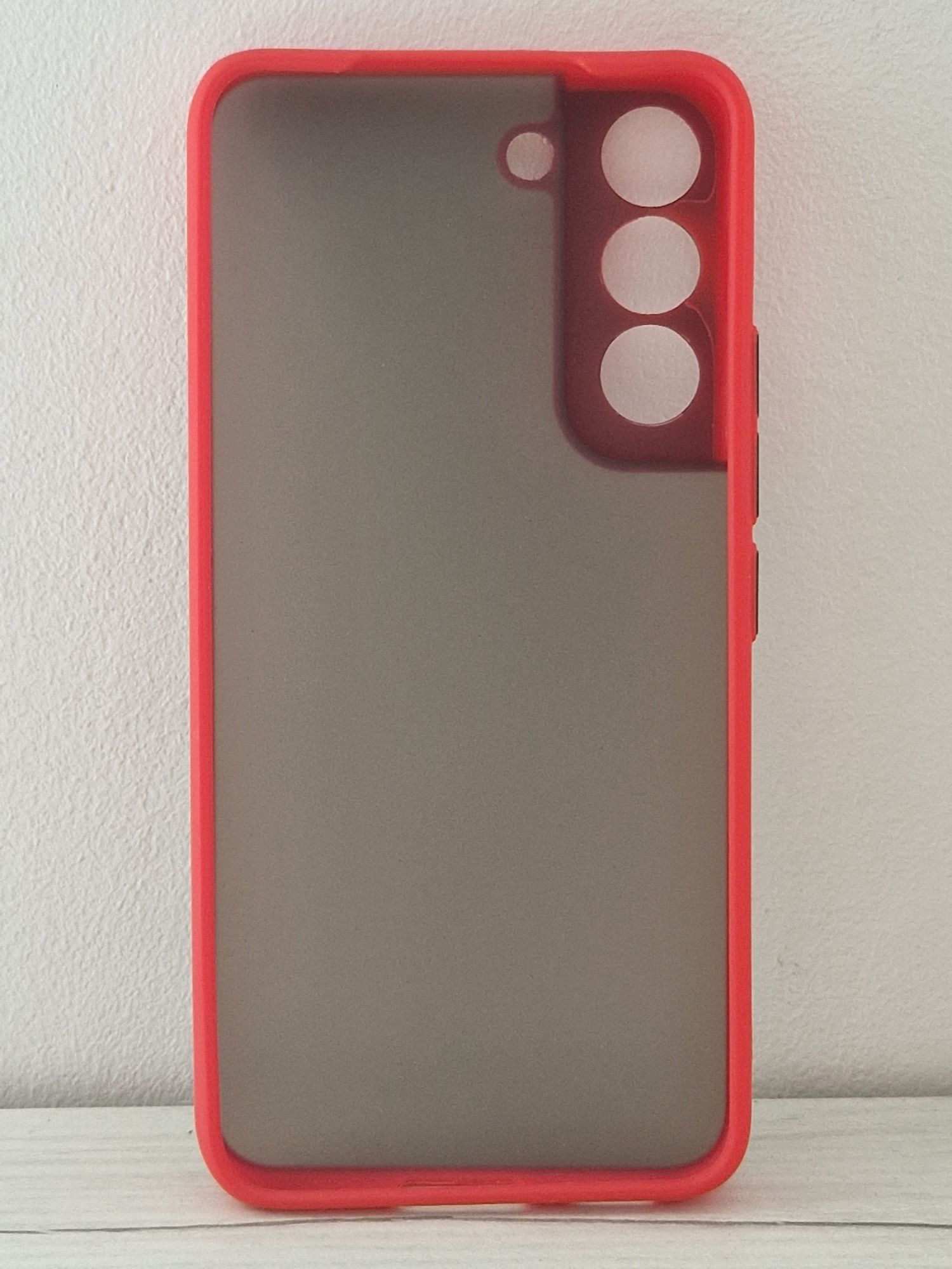 Vennus Color Button Bumper do Samsung Galaxy S22 Czerwony