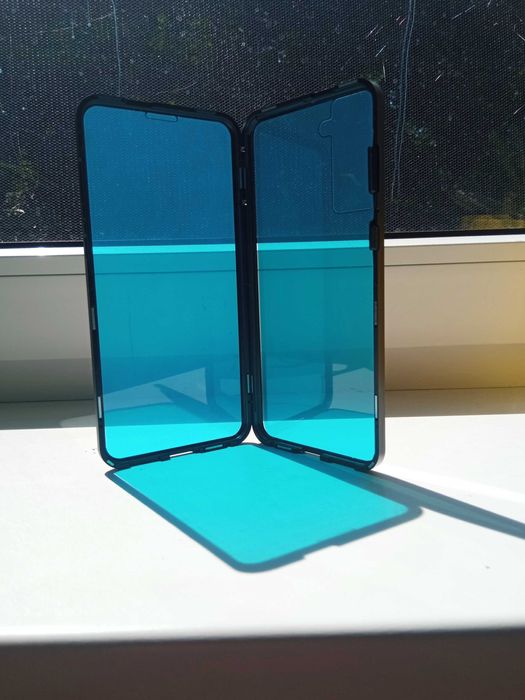 Etui dwustronne do Samsunga S21 plus, chroni też wyświetlacz
