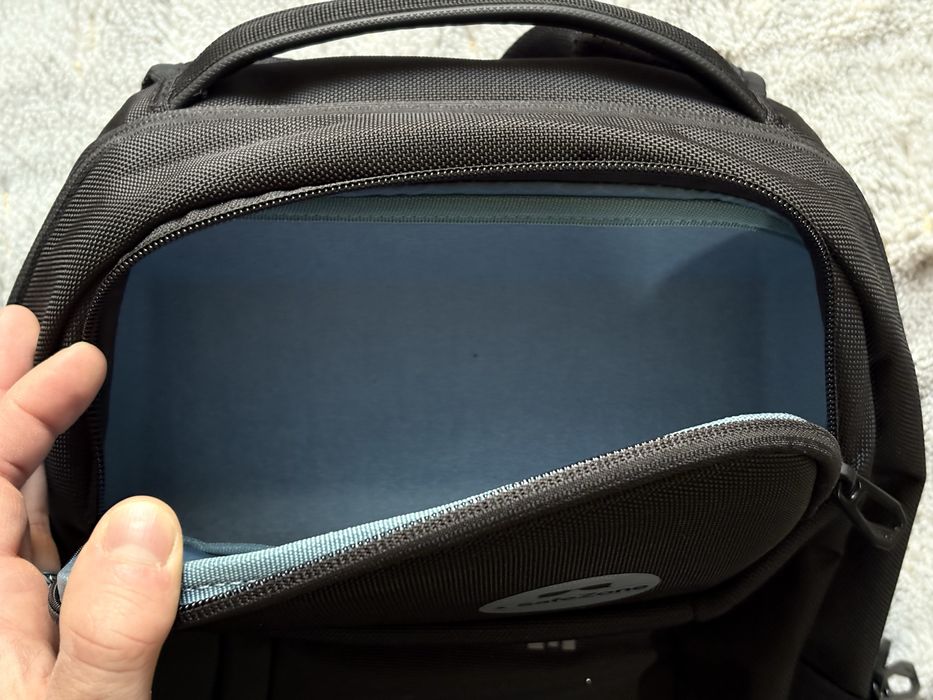 nowy Thule Accent plecak 20L czarny na laptopa 16’