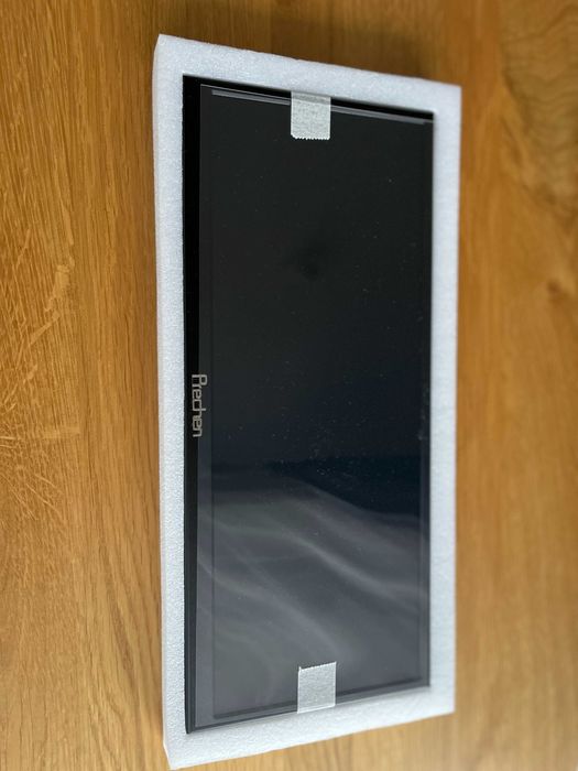 Przenośny ekran dotykowy 12,3