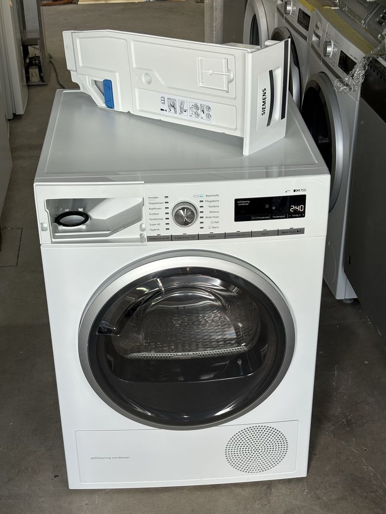 Сушильна машина Siemens iQ700 9 кг, тепловий насос, преміум клас