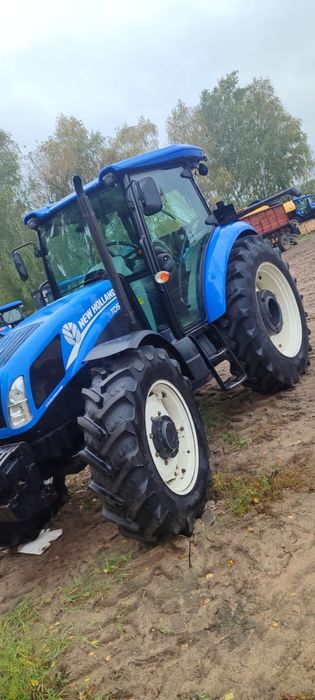 Трактор New Holland TD5.110