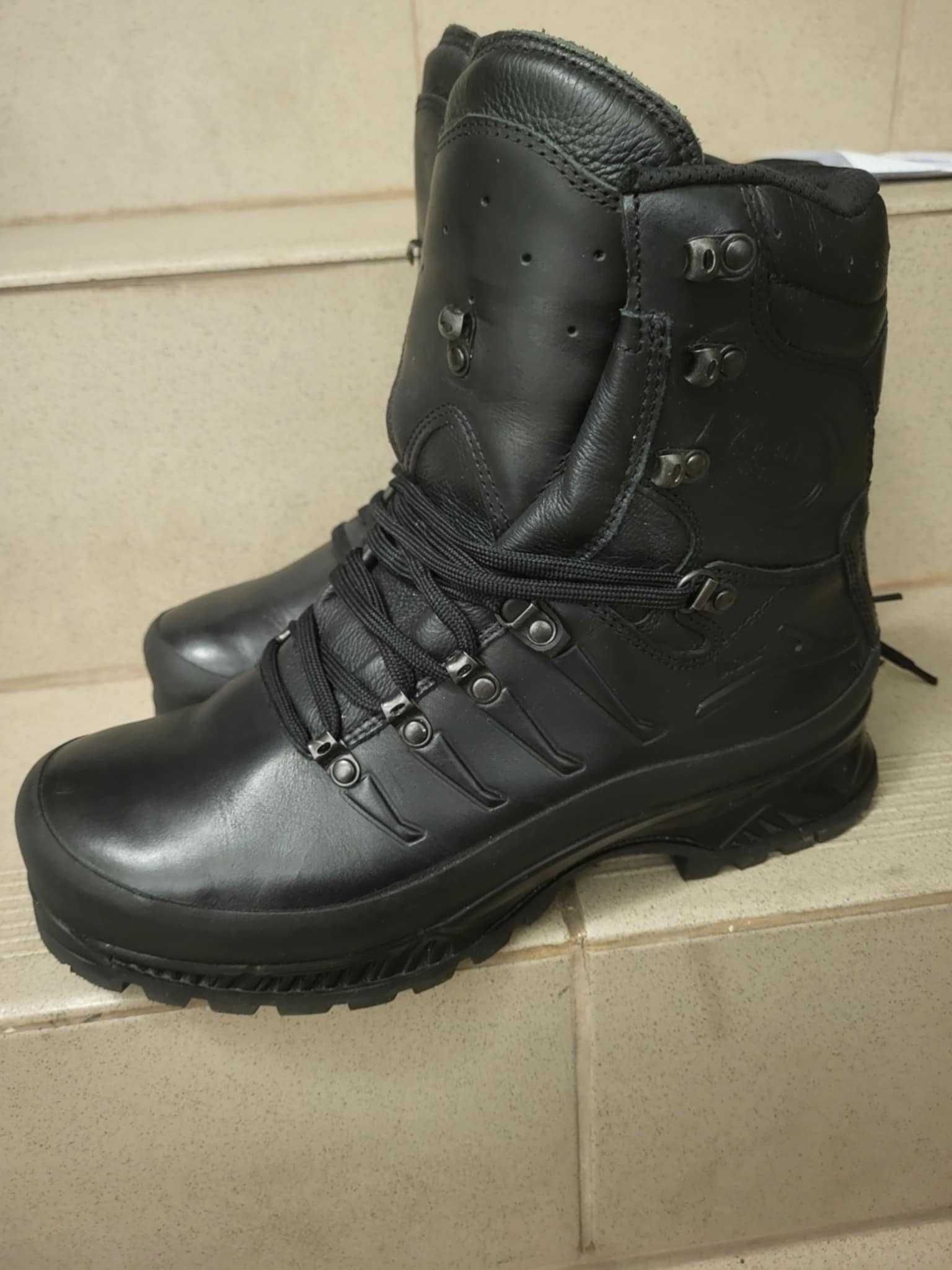 Meindl
Trekking wojskowe policyjne górskie buty
