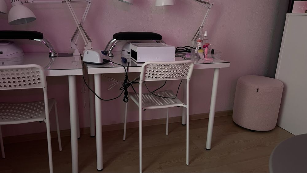 2 стола с икеи с стеклом новые