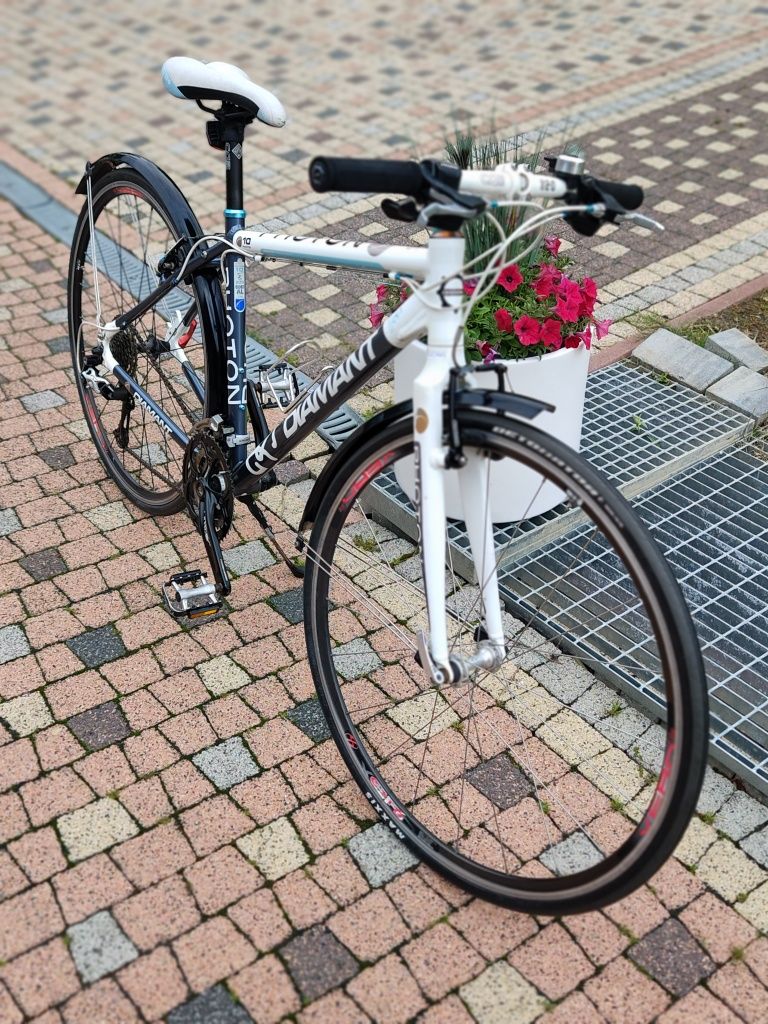 Rower Alu. DIAMANT PHOTON/ Koła 28"/rama 18"/DEORE XT 3x9/
