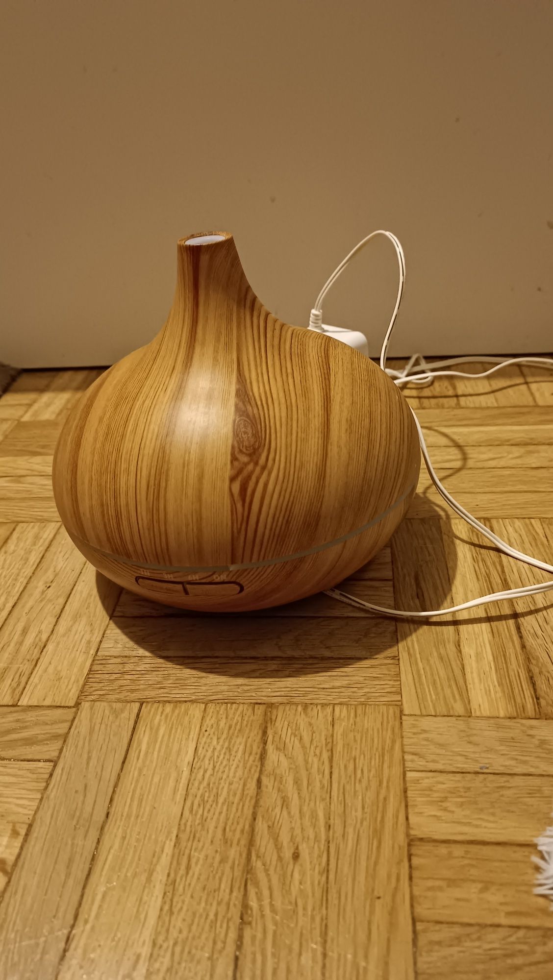 Nawilżacz powtarza tryby pracy lampka