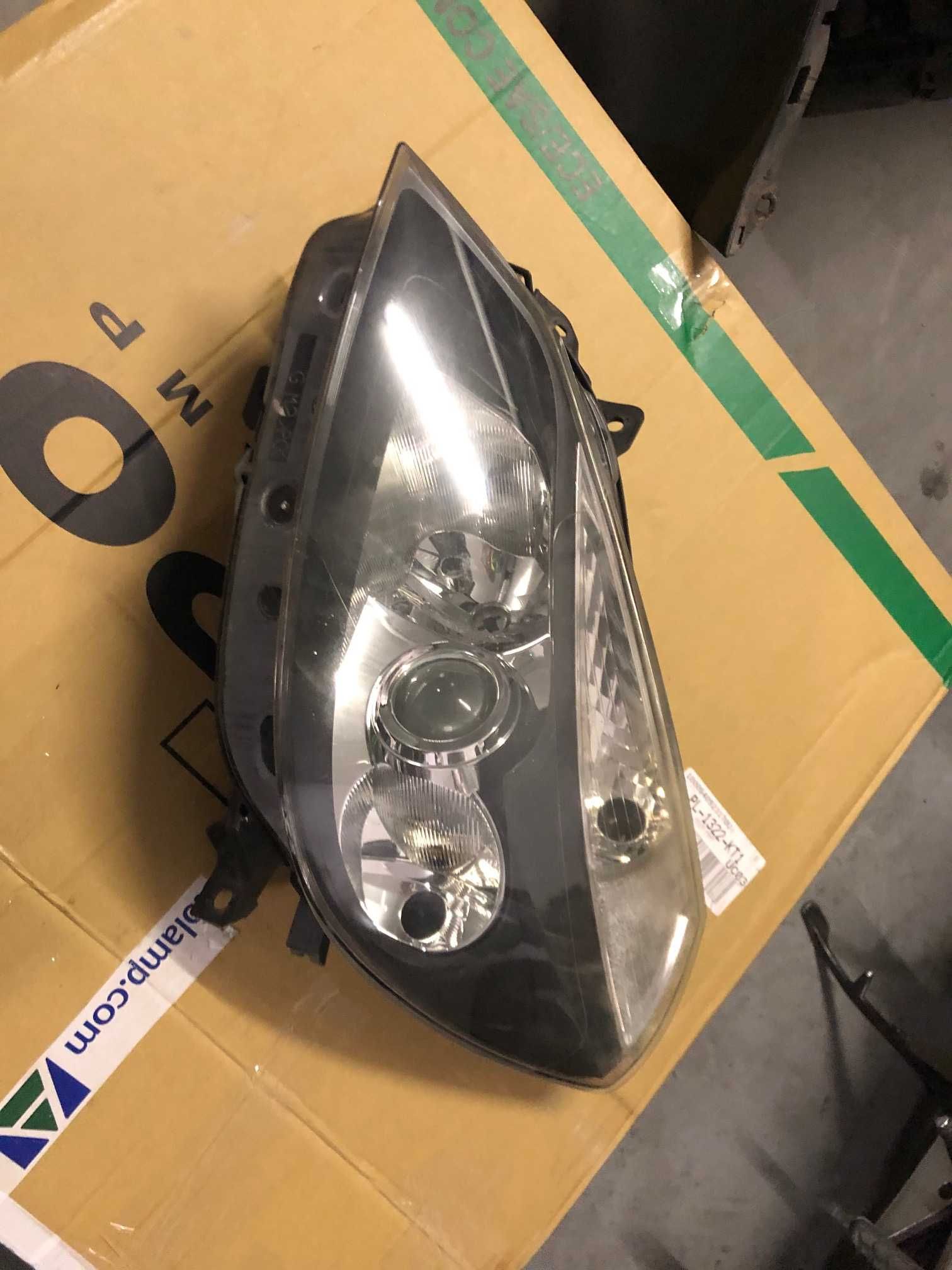 Lampa renault clio III 3, reflektor przedni prawy, valeo europa