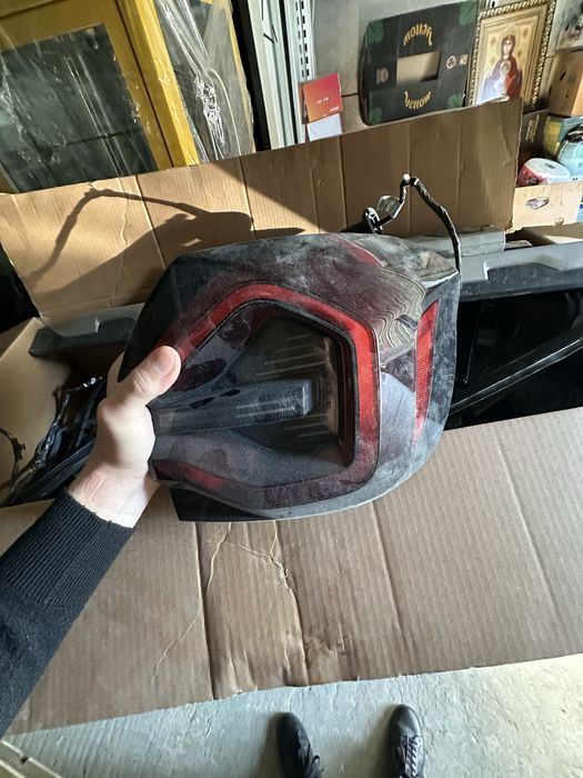 Комплект задніх фар G01