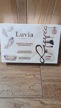 Luvia cosmetics essential brushes 14 pędzli + kosmetyczka