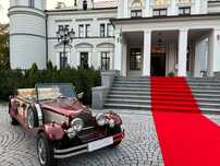 Klasyk retro auto, limuzyna, zabytkowy samochód do ślubu
