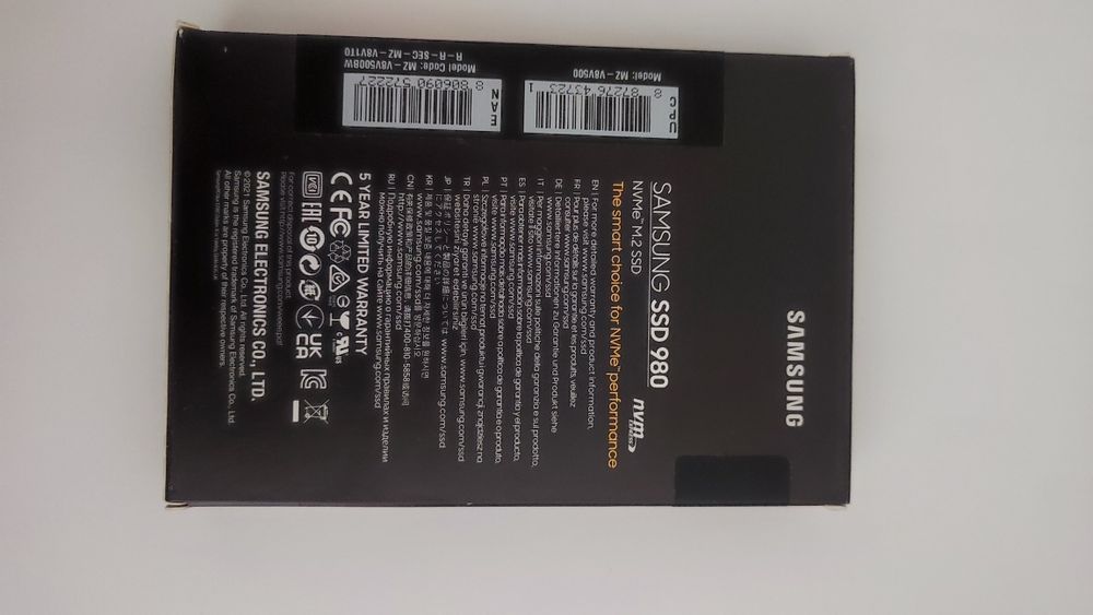Disco Interno SAMSUNG SSD 980