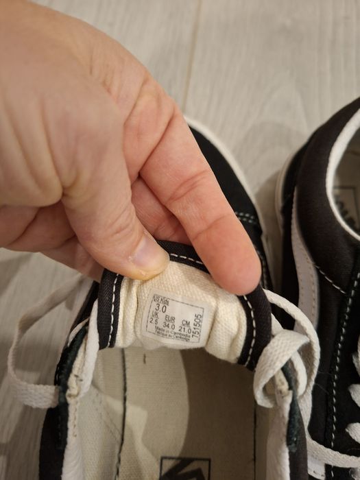 Vans pretas tamanho 34