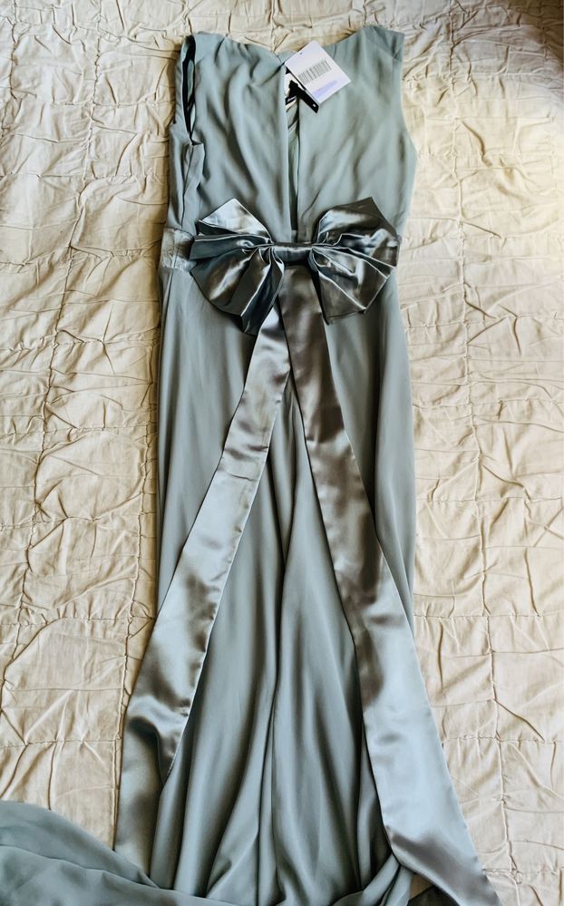 Sukienka długa gładka miętowa z kokardą S, TFNC London