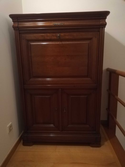 Escritorio de madeira