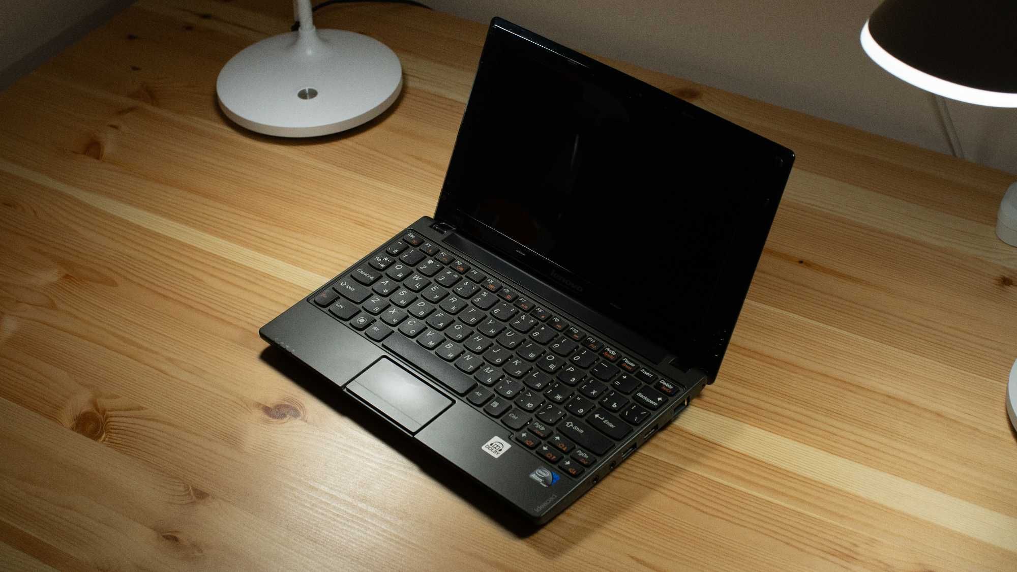 Ноутбук / Нетбук Lenovo S10 - 3 / SSD 120 GB / 2 GB RAM