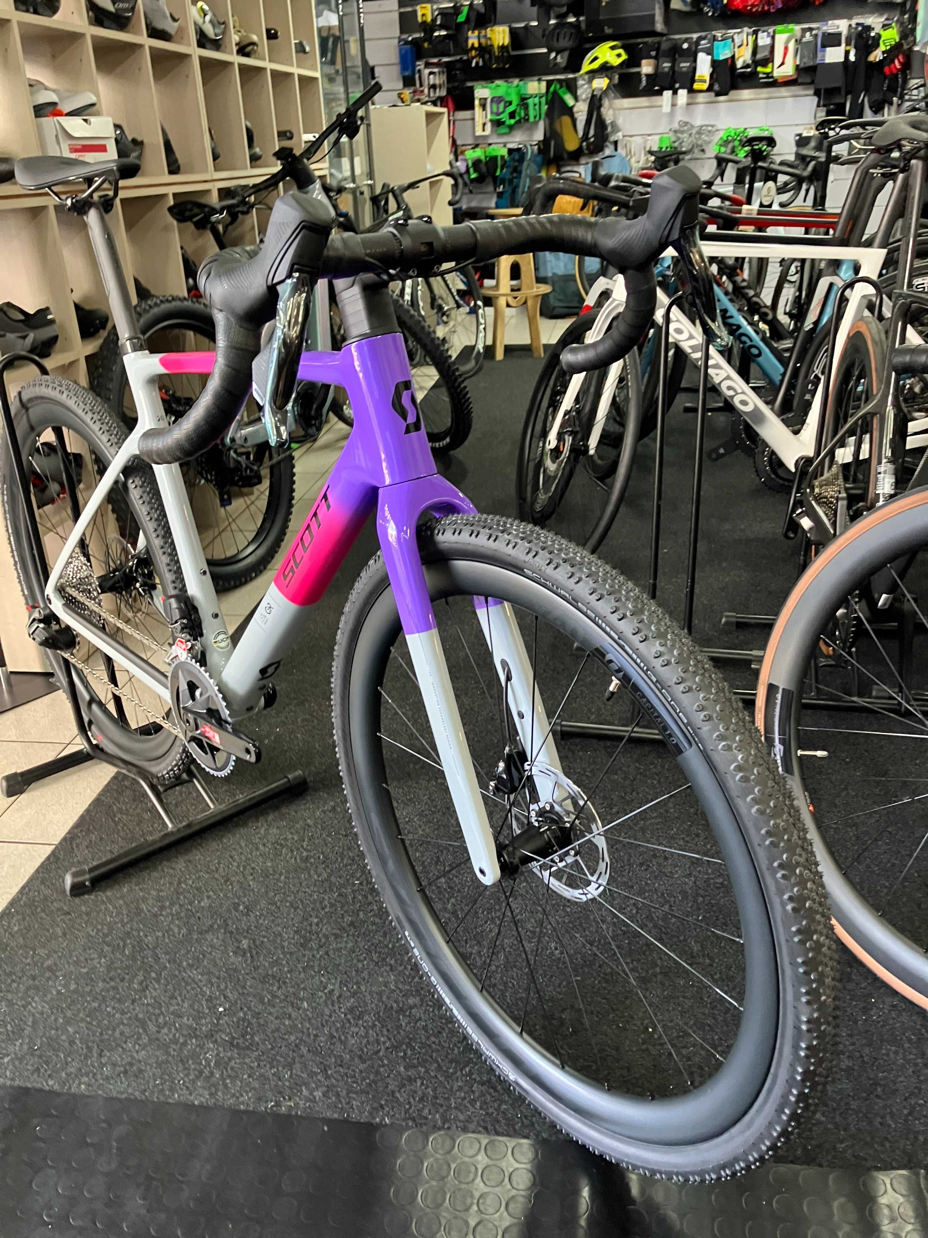 SCOTT ADDICT GRAVEL 20
