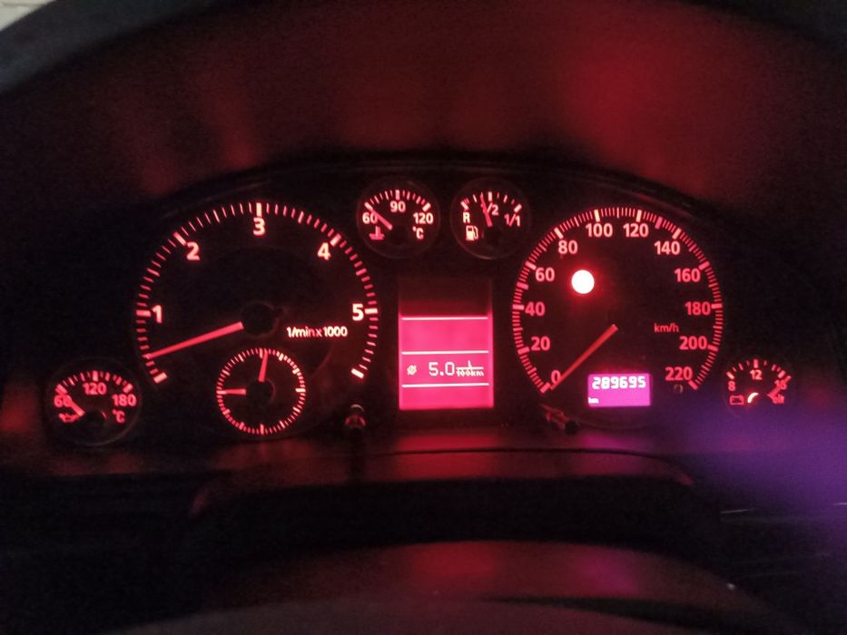 Carro Audi A4 B5 de 1995