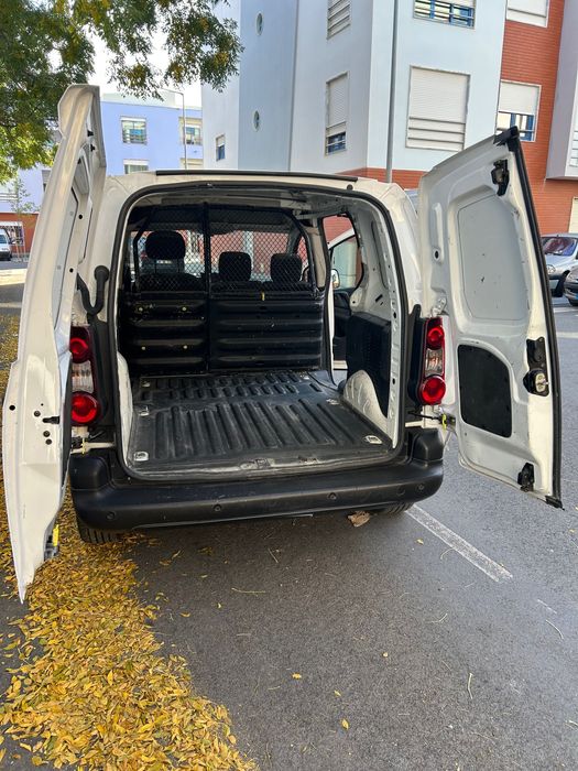 Peugeot partner 3 lugares 1.6 HDi ano 2017