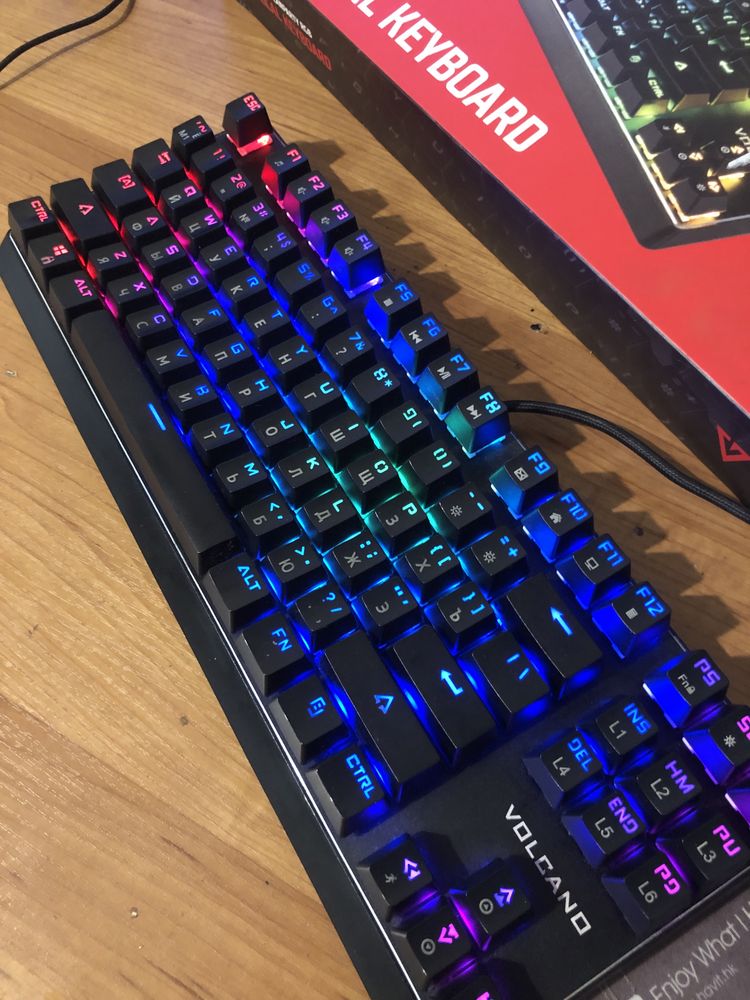 Игровая механическая клавиатура Modecom Volcano Lanparty RGB