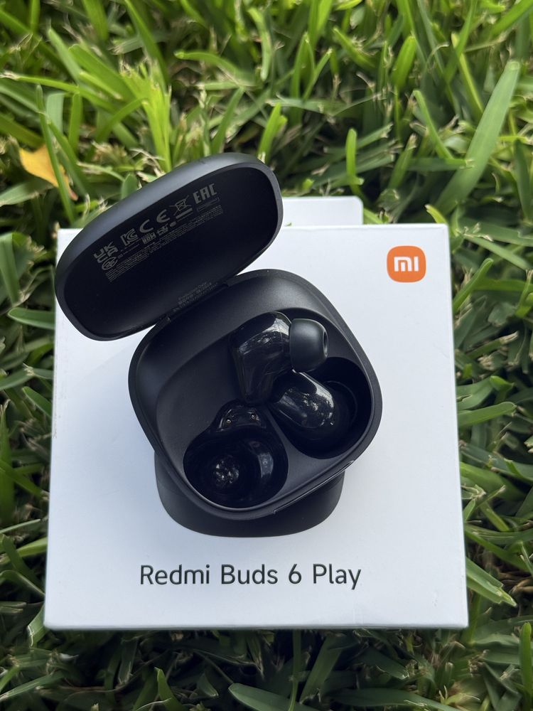 Auriculares sem fio Redmi Buds 6 Play