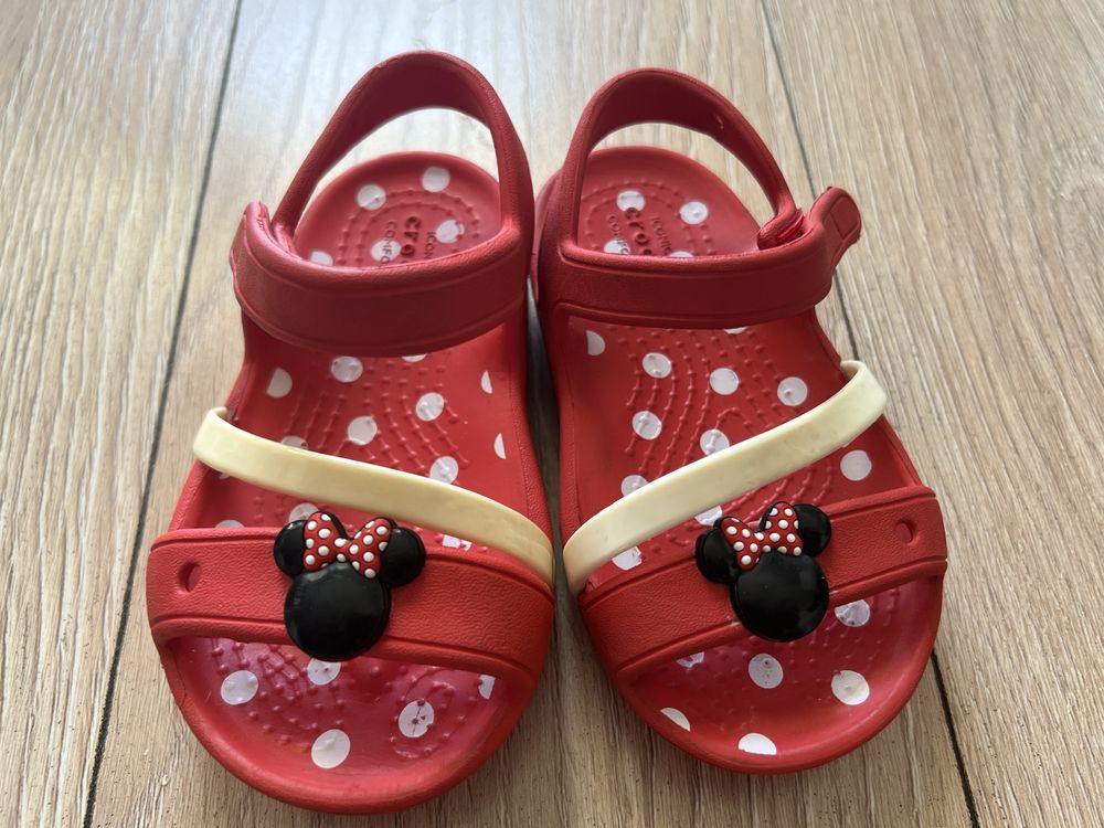 Sandaly dosney crocs myszka minnie czerwone c6