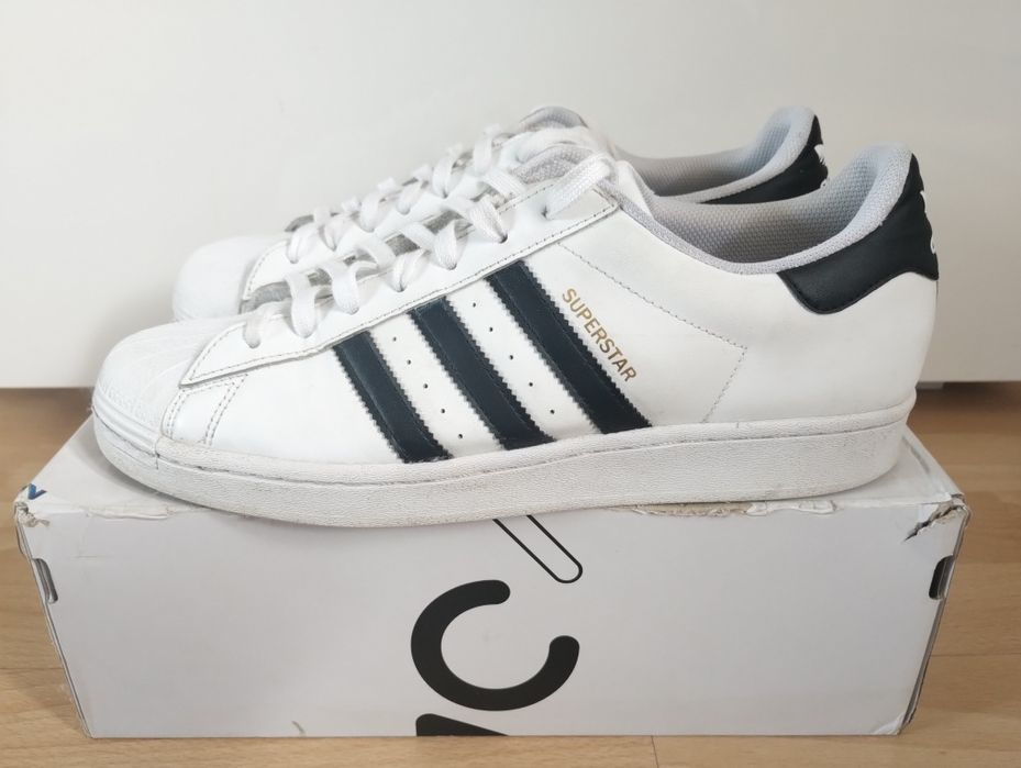 Buty męskie 45 1/3 Adidas Superstar originals oldschool white