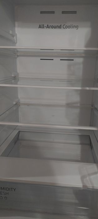 Холодильник Samsung RB34T600FSA