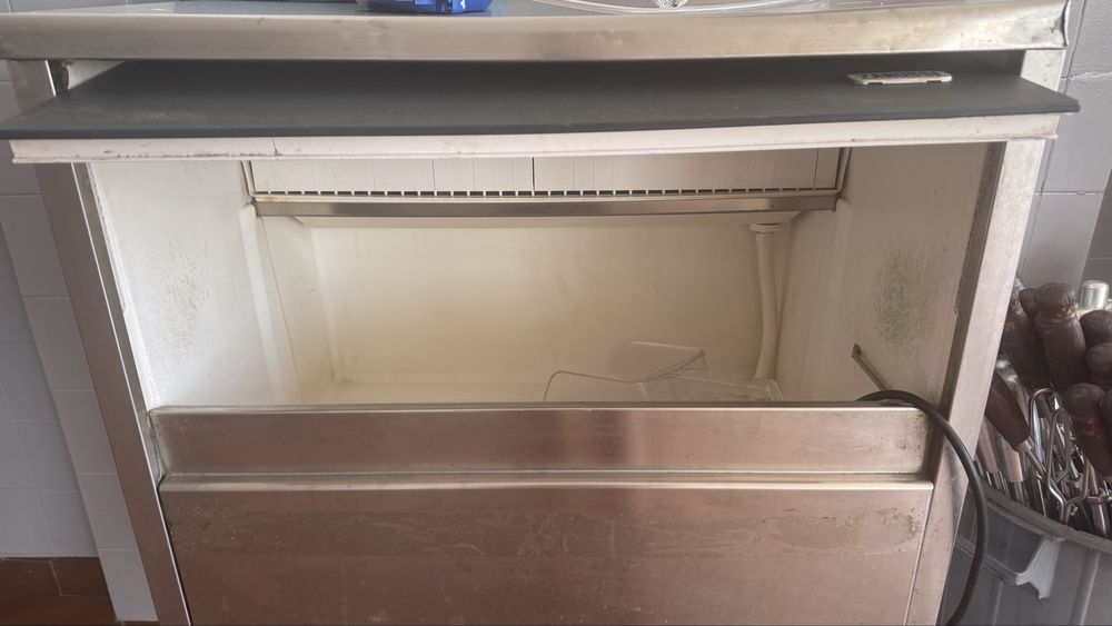 Arcas horizontais bebidas/ vitrine/ maquina gelo