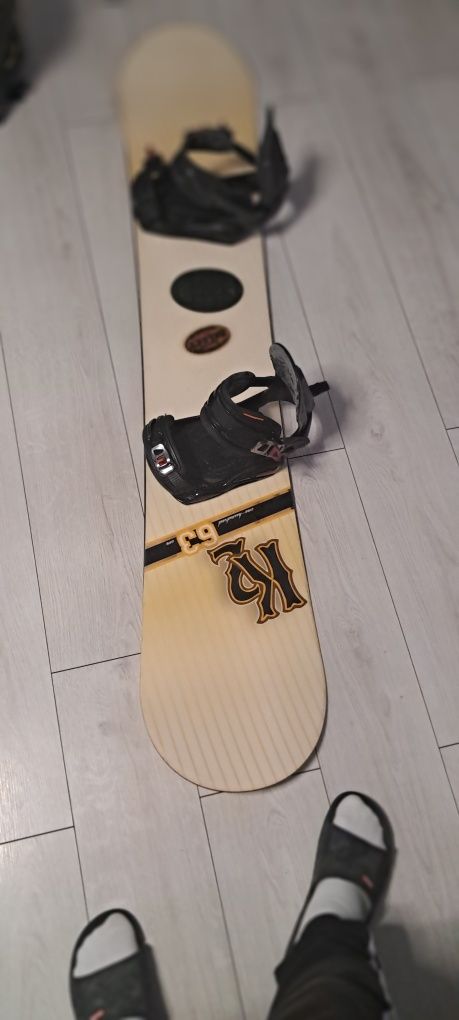 Snowboard k2 z butami