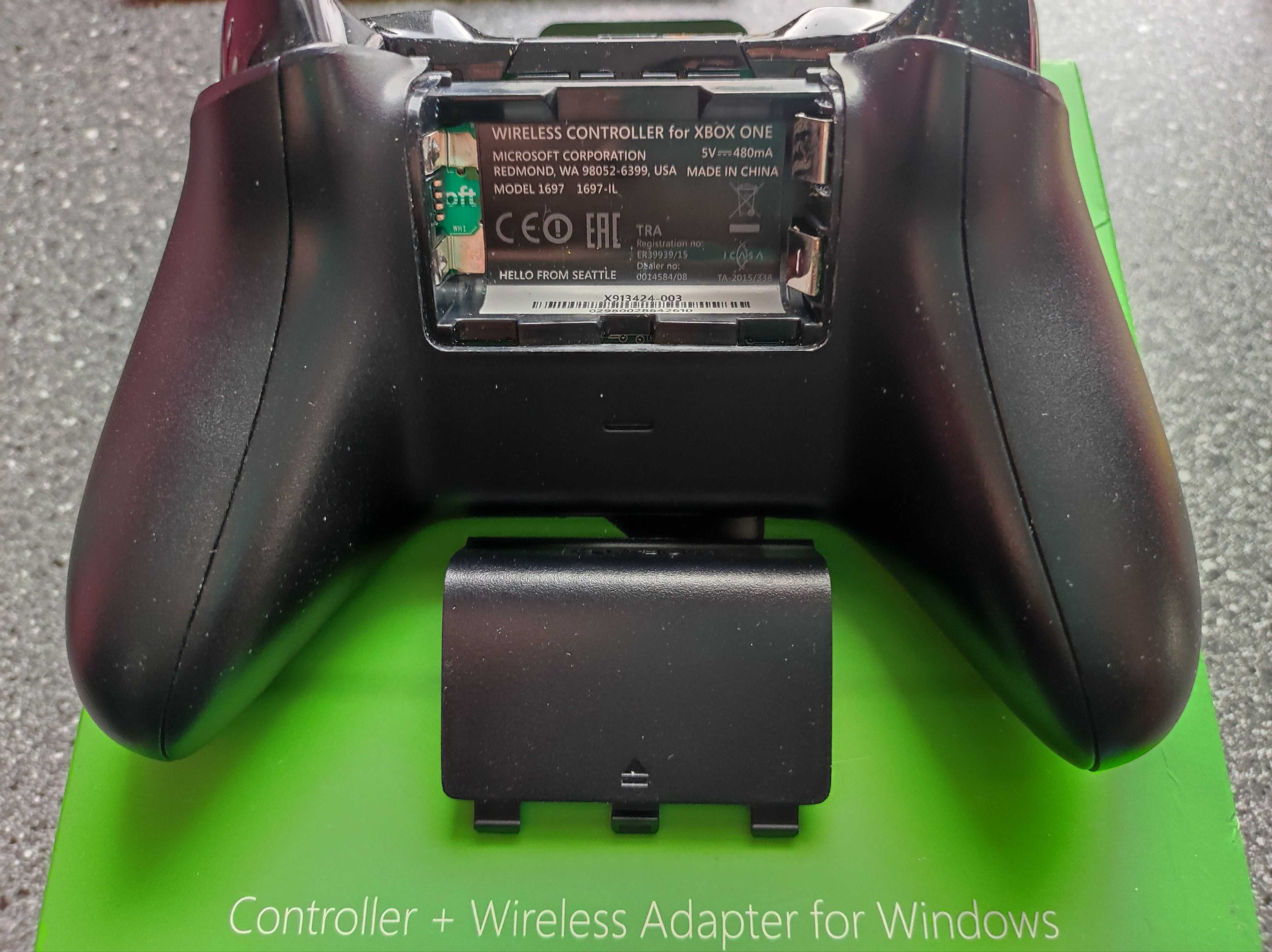 Pad kontroler do PC i Xbox One czarny + adapter stan idealny pudełko