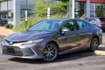 2023 Toyota Camry Hybrid XLE