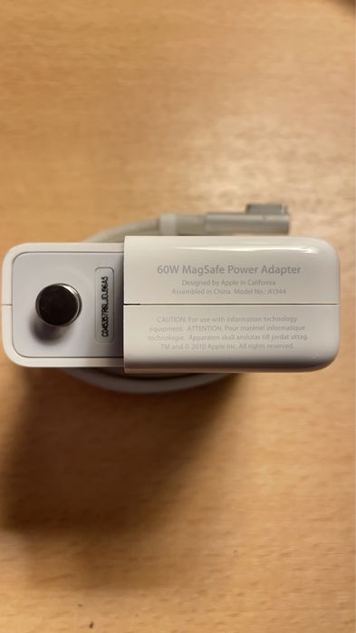 Fontes de alimentação originais Apple para MacBooks e Mac mini