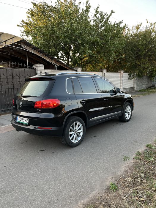 Продам авто Volkswagen Tiguan