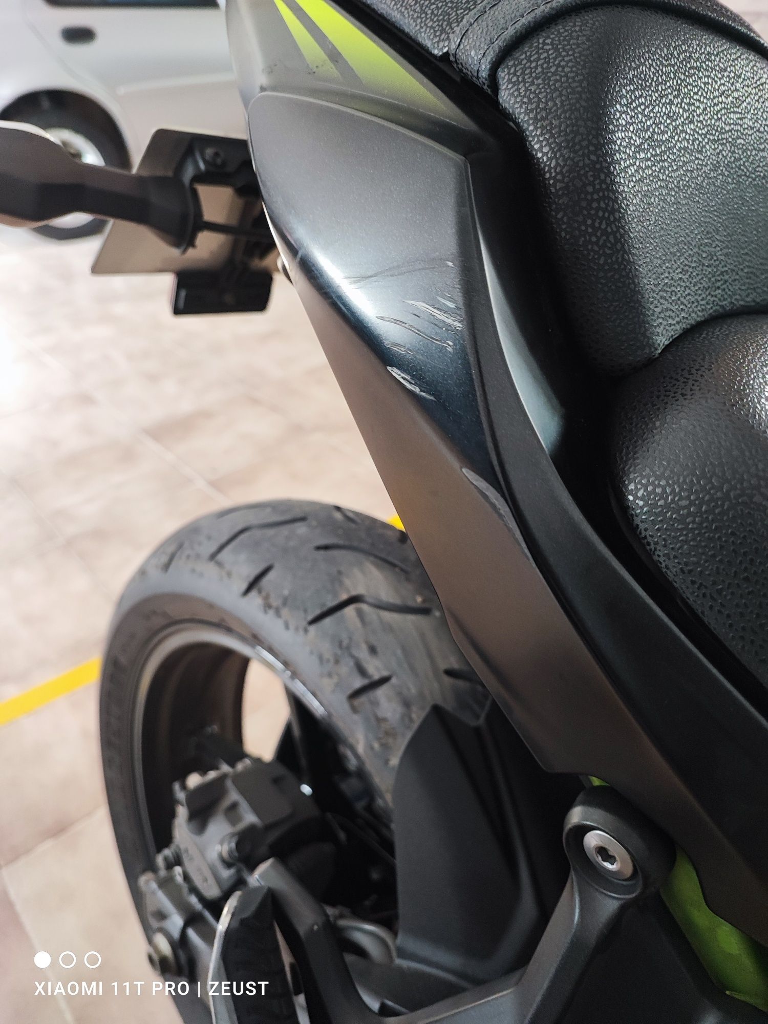 Kawasaki Z650 Acidentada