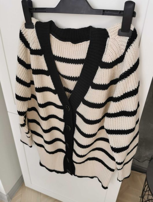 Beżowo-czarny kardigan w paski | Oversize | 100% akryl | Nowy