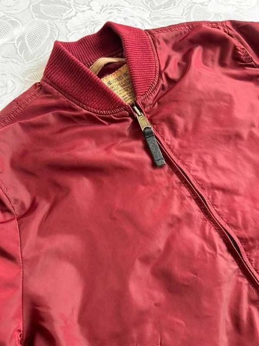 Kurtka bomberka Alpha Industries burgundowa L