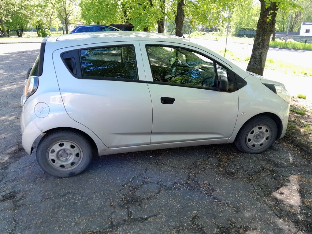 Chevrolet spark m300
