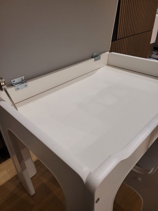 Stolik i krzesełko dziecięce biało szare