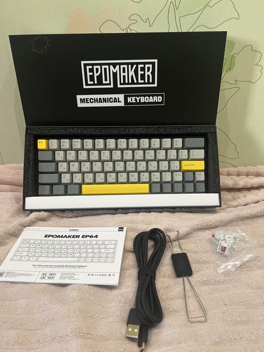 Механічна бездротова клавіатура Epomaker EP64-UA