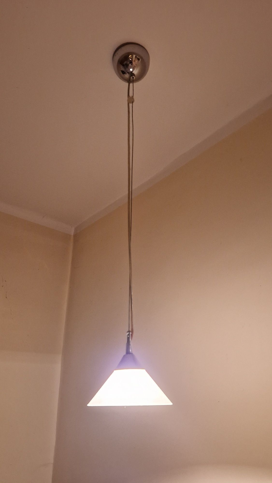 Lampa wisząca pojedyncza