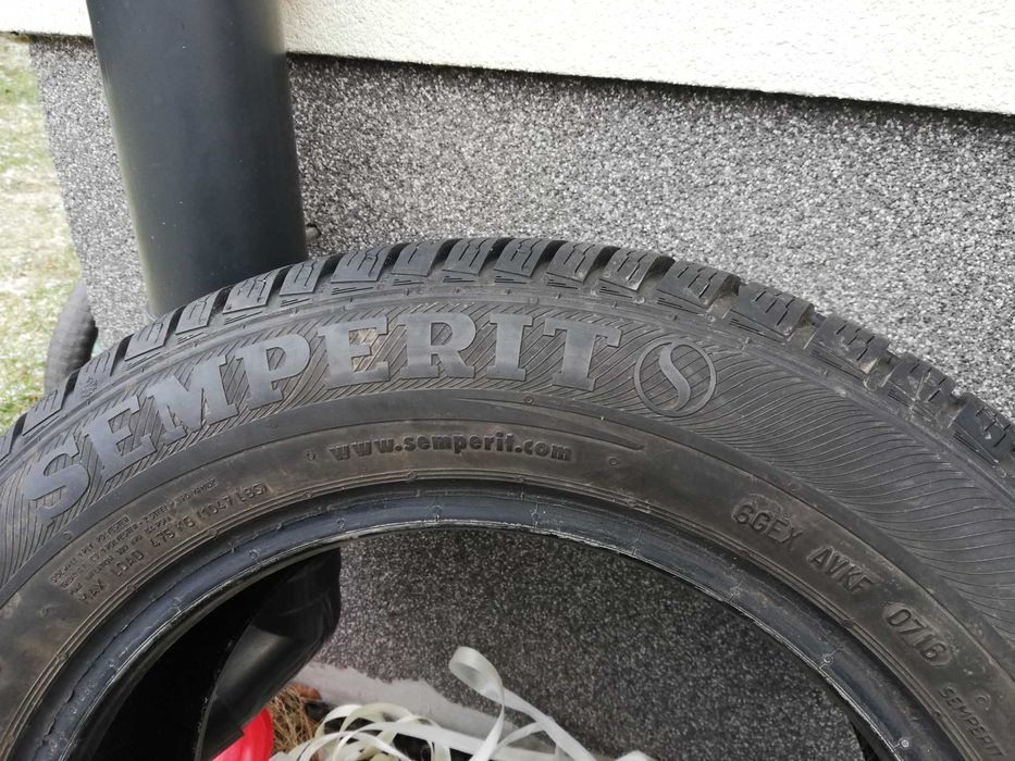 1 opona zimowa Semperit Master-Grip 175/65R14, 8,5mm bieżnik.