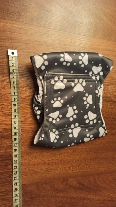 NA CEL CHARYTATYWNY Dla psa. Pampers, pielucha wielokrotnego użytku