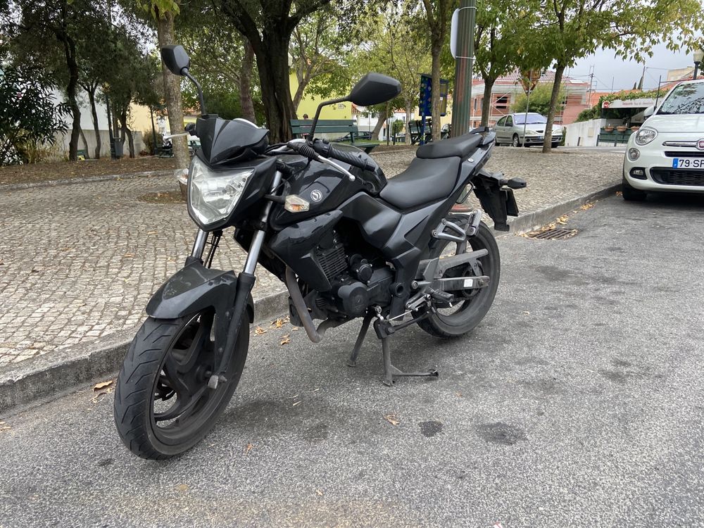 Sym Wolf 125 cc a funcionar