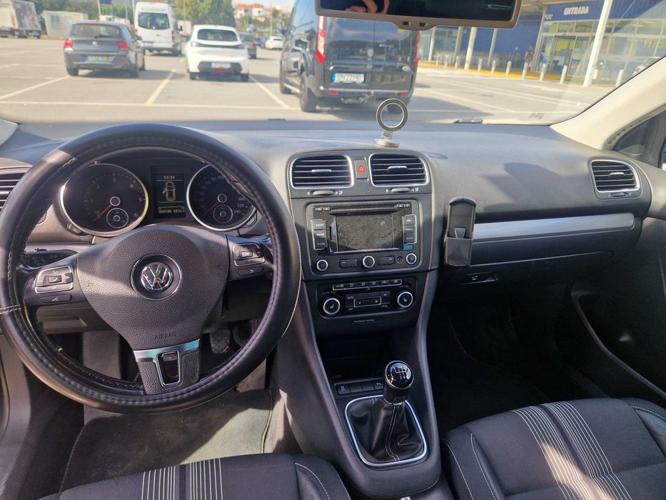 Vende-se VW Golf Variant Match 2.0 – 2012 – Excelente Estado!