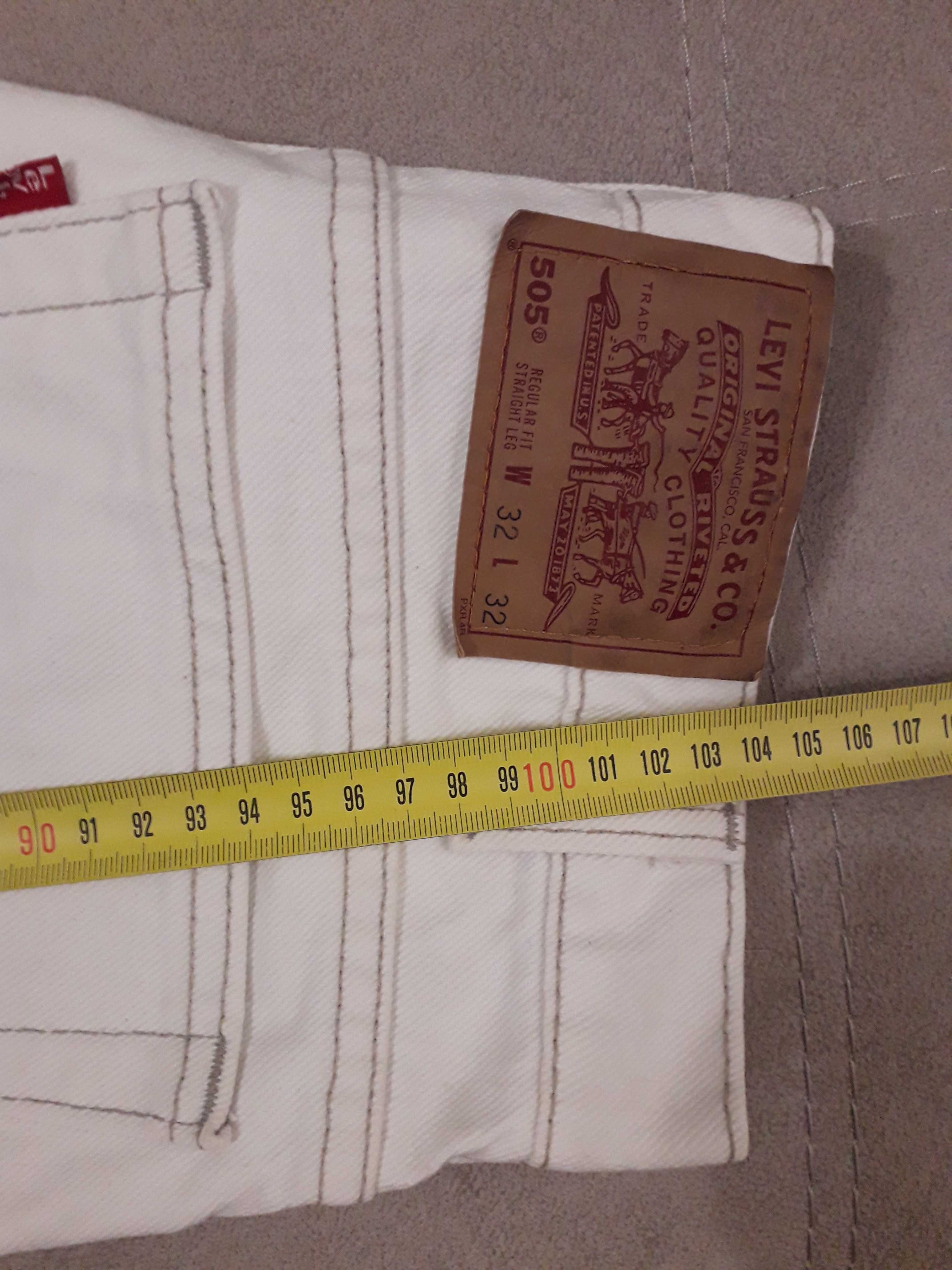 джинсы мужские белые Levi Strauss.