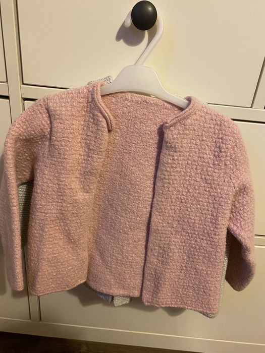 Sweterki narzutki 12-18 msc