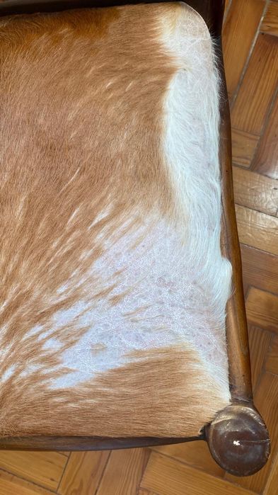 Cadeira de Pele de Vaca AREA STORE